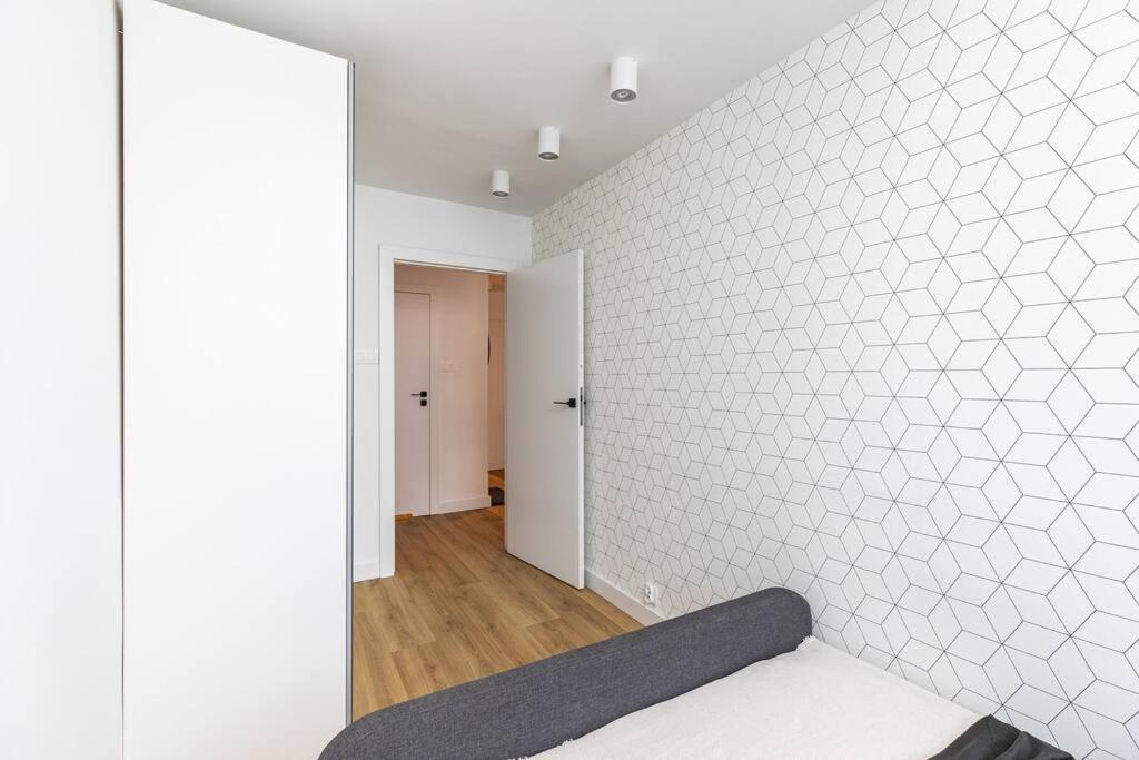 Superapart Jana Pawla Ii, Apt 302 Cozy Urban Retreat, Perfect For Couples Warsaw Exterior photo